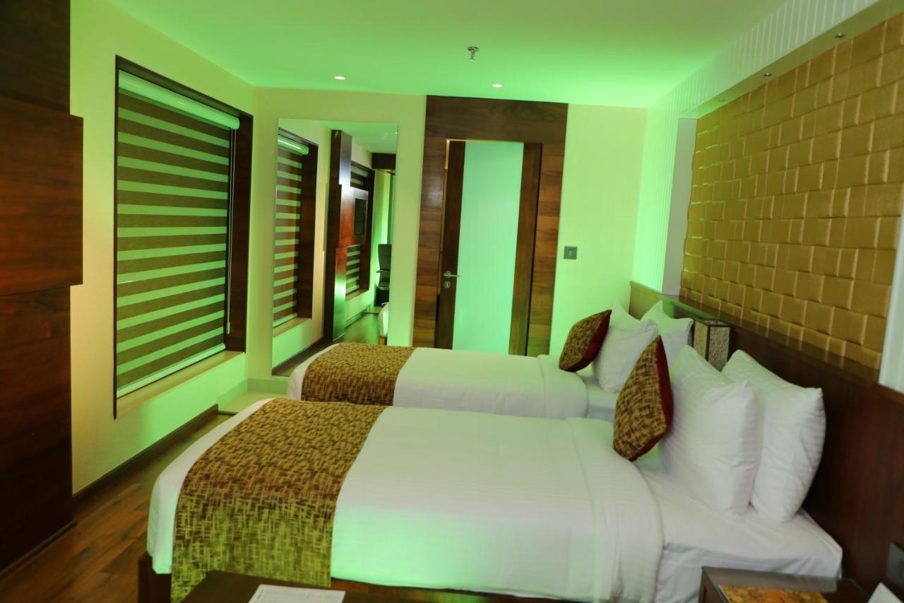 فندق Coral Isle Kochi المظهر الخارجي الصورة