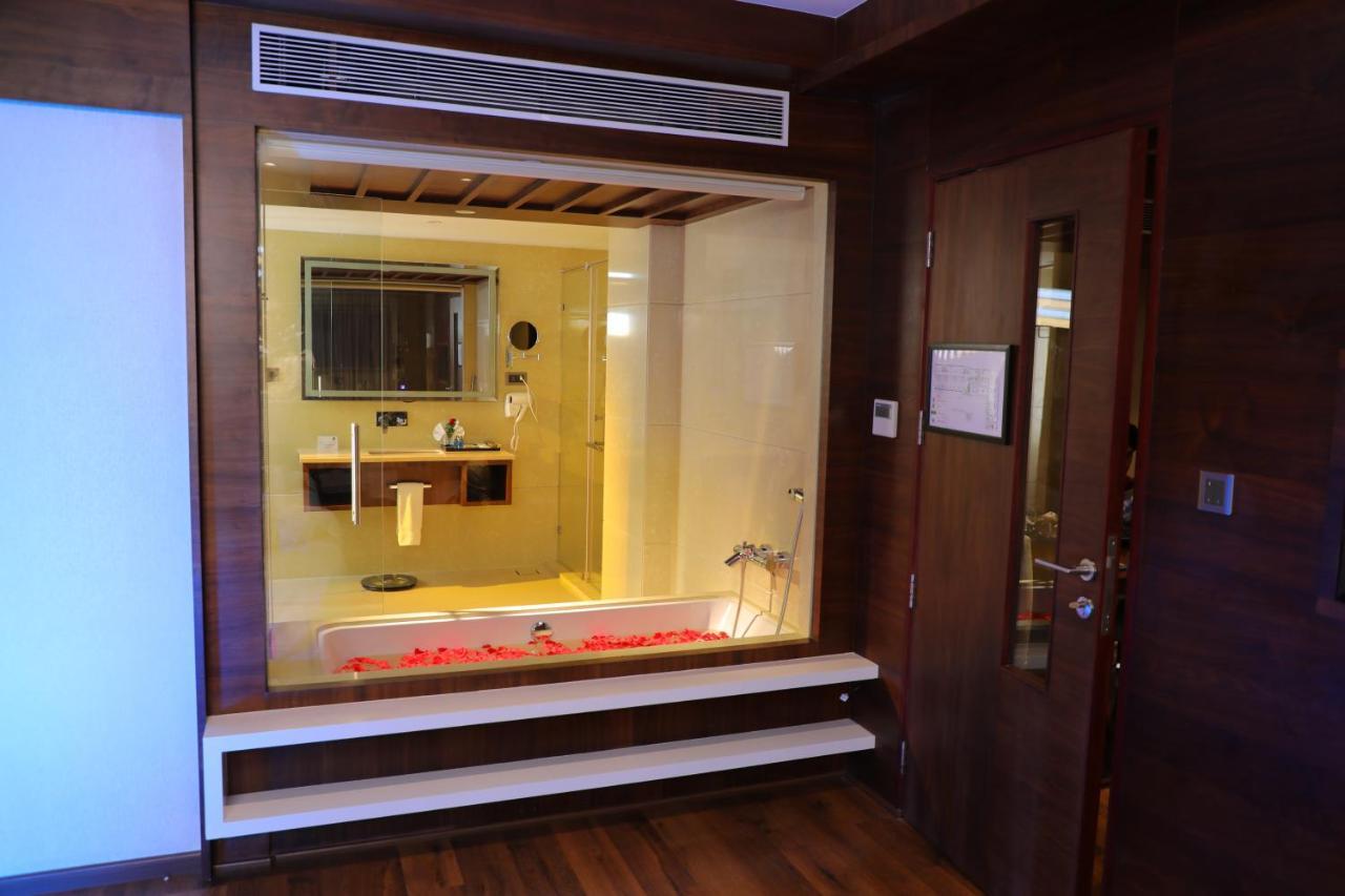 فندق Coral Isle Kochi المظهر الخارجي الصورة